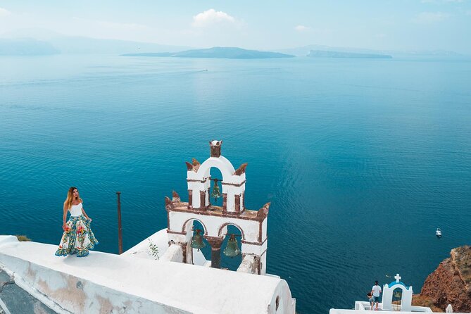 5-hour Private Guided Tour of Santorini - Oia in about an hour: enough time for photos, not enough for slow wandering