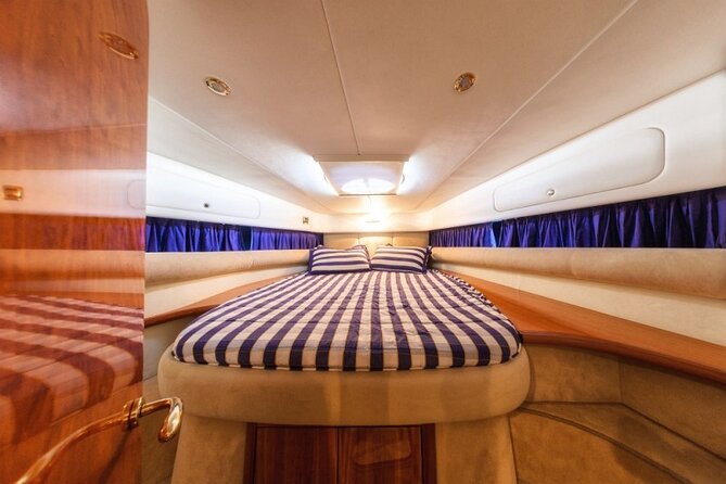 5 Hours Santorini Private Luxury Cruise with BBQ and Drinks - 5 Hours Is Just Right for Santorini on Water