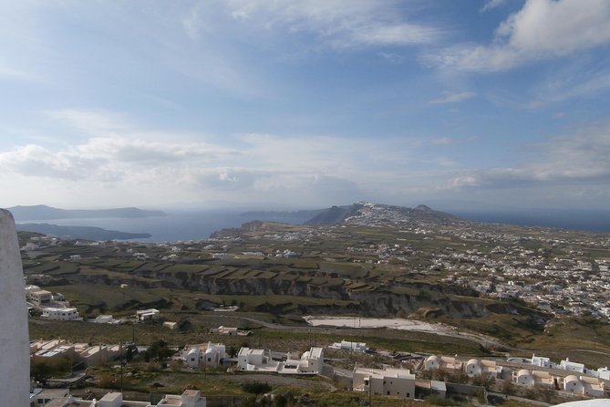 6 hours Private Full Santorini Highlights - Red Beach, Perivolos, and Kamari, Volcanic Coasts With Quick Photo Windows