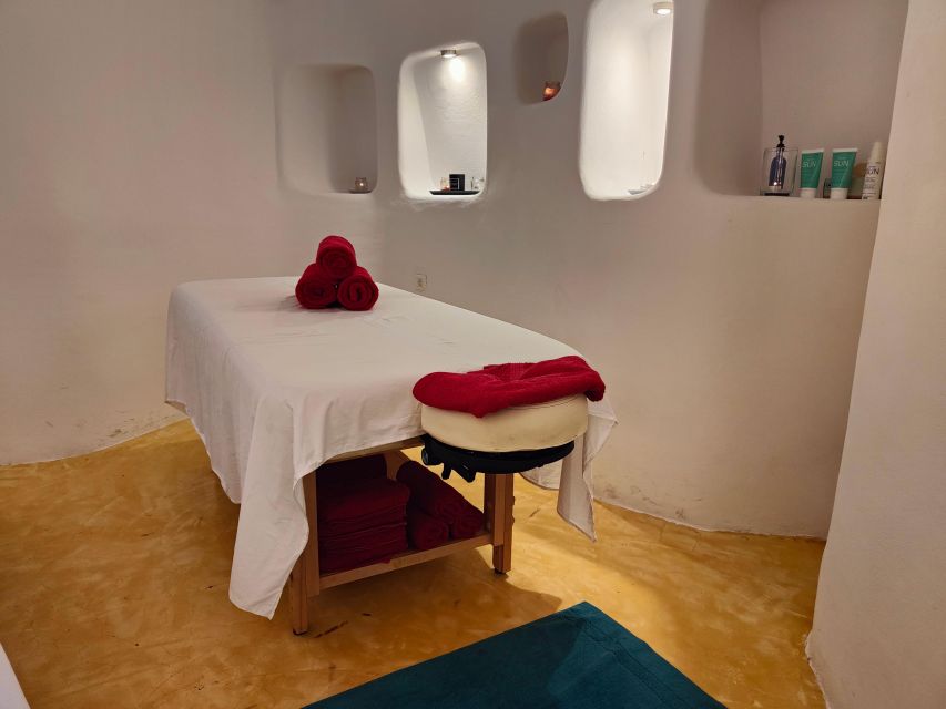 Akrotiri: Aromatherapy Couples Massage - Price and value: $234 for two, not a per-person deal