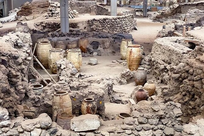Akrotiri Family Treasure Hunt ,kid friendly Archeology Adventure - Who should book this Akrotiri Family Treasure Hunt