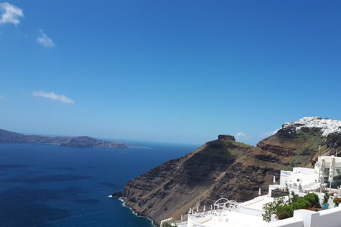 Amazing sightseeing in Santorini 2022 - Megalochori: a traditional village break with real architecture