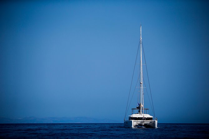 Beautiful Day Catamaran Caldera Cruise incl. Meal & Drinks - Setting Off From Ammoudi, With or Without Hotel Pickup