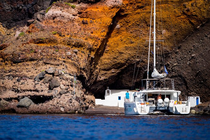 Beautiful Day Catamaran Caldera Cruise incl. Meal & Drinks - Vlychada Port and the End of the Day on the Water