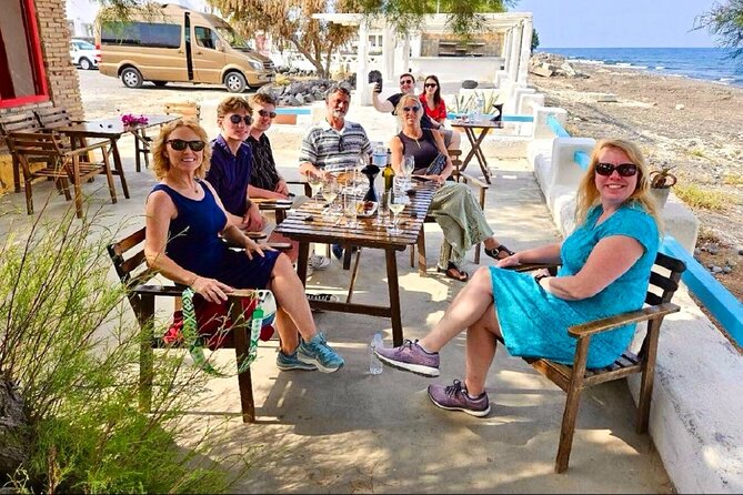 Best of Santorini Sightseeing Guided Tour 5h - Photo tips and packing that match how the day runs