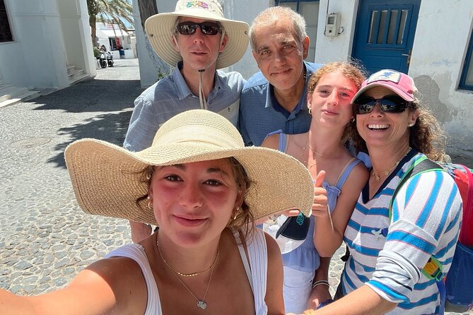 Best of Santorini Sightseeing Guided Tour 5h - Oia first, then the day keeps spreading out