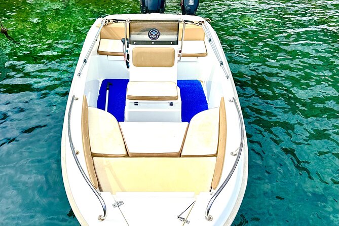 Boat Rental in Santorini - Why a private Santorini boat is worth your time
