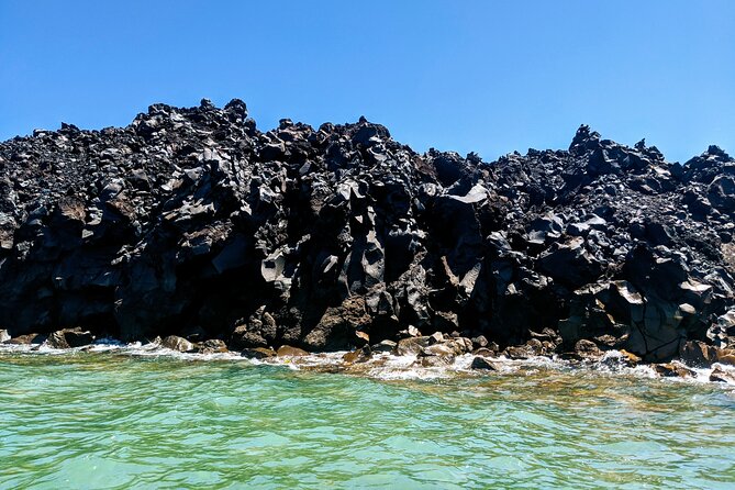 Caldera Private Cruise & Volcano Hike - Why the Ammoudi route feels more personal on a private caldera cruise