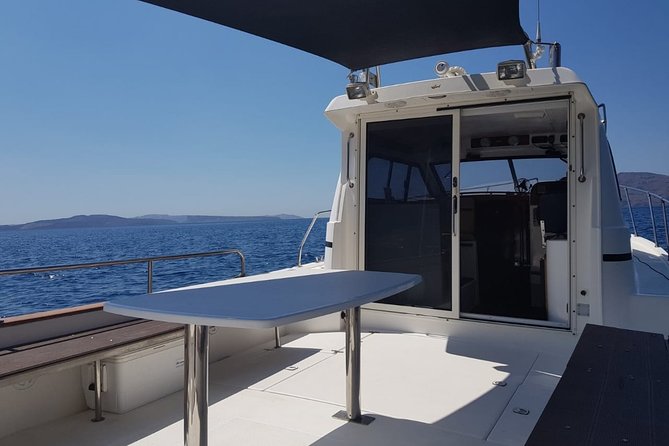 Caldera Private Cruise & Volcano Hike - What the crew and boat add to the experience (Dimitri and captain Petros are key names here)