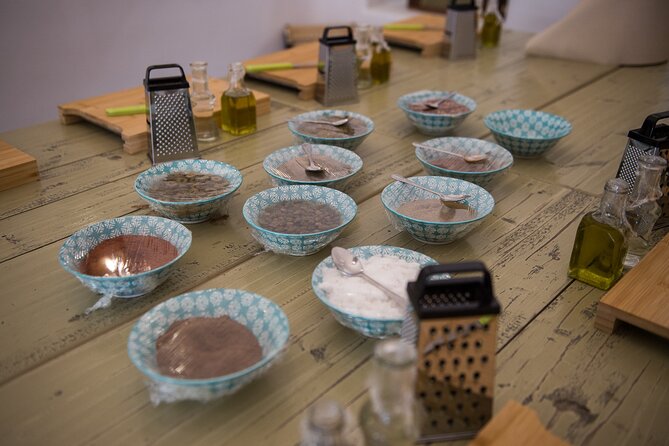 Cooking Class in Traditional cave house in Santorini! - Logistics that actually matter on Santorini