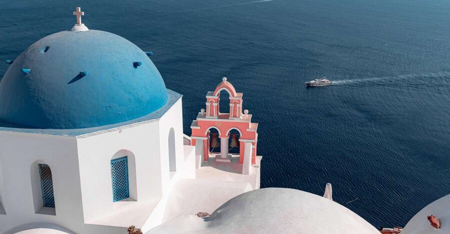 Crete: Santorini 1 Day Cruise - Heraklion port to Santorini, the ride that keeps the day realistic
