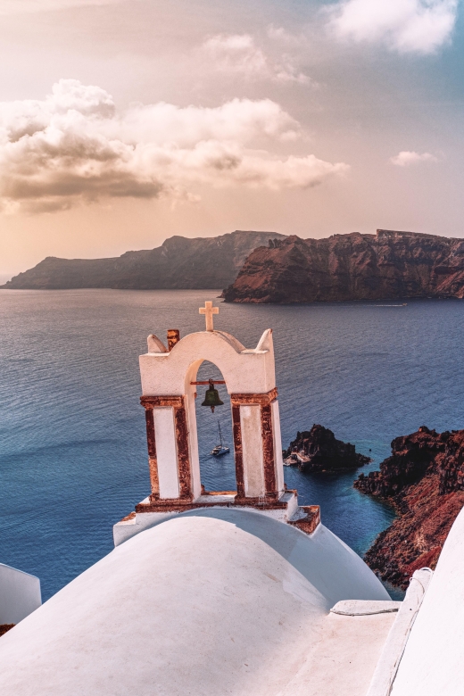 Crete: Santorini 1 Day Cruise - Fira when the island energy kicks in, plus museum and cathedral options