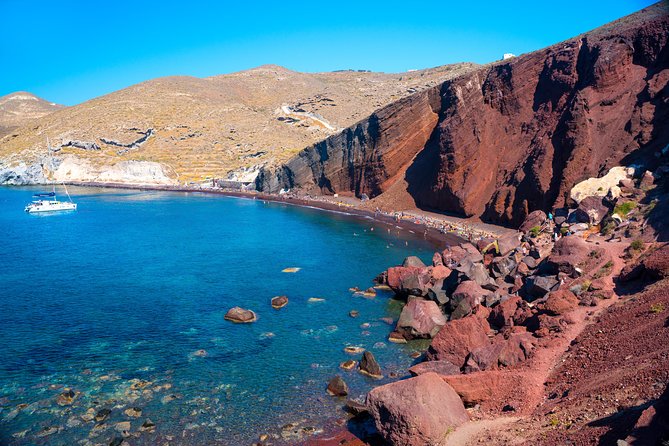 Discover Santorini Private Tour - Stop 4: Kamari black beach, 30 minutes for swim time and easy food choices