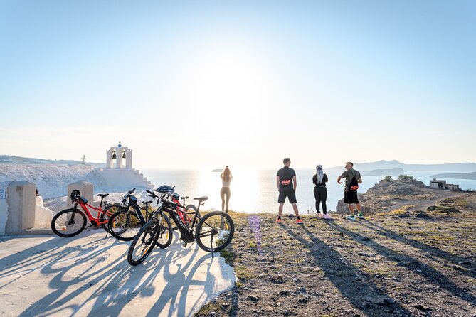 E-Bikes Rental in Santorini - Why a 3.5-Hour E-bike Tour Feels Just Right