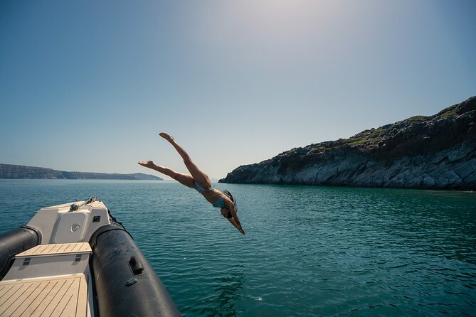Exclusive cruise experience in Santorini - Stop 1 in Real Terms: Efta Pedes Swim Time and What It Does for Your Day