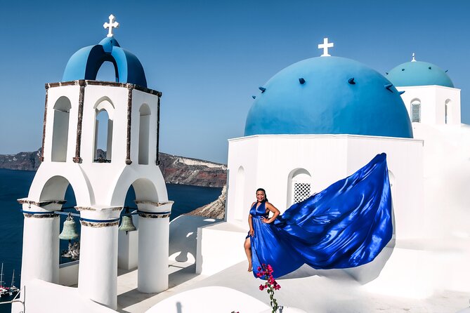 Exclusive Santorini Flying Dress Photoshoot with Pickup - Dresses, wind, and comfort: how to plan for the day’s reality