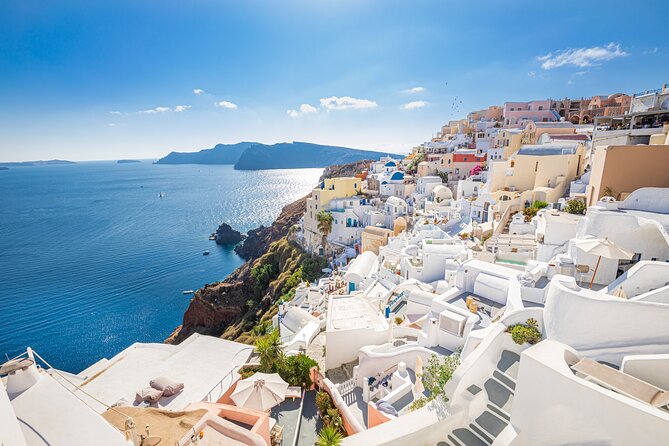 Explore Oia(IA) - Private Guided Tour - Photos and wandering, with help so you are not stuck