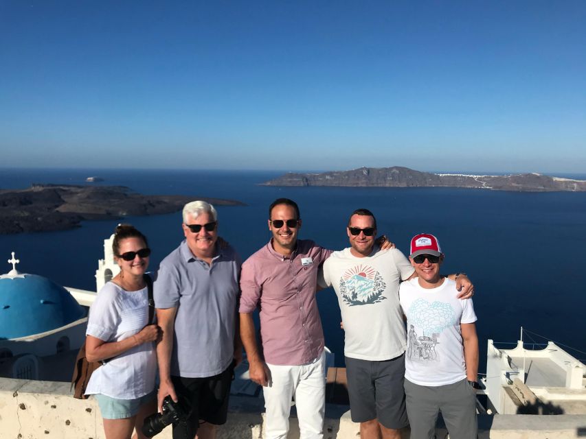 Exploring Santorini: 4 Hours Best of Santorini - Oia walking time, blue domes, and the kind of photos you actually want
