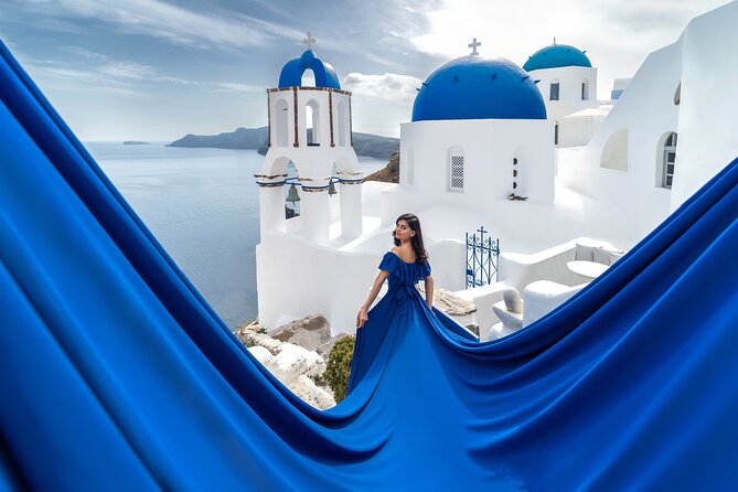 Flying Dress © Photoshoot in Santorini: Mr. President Package - What the Flying Dress concept is really selling in Santorini