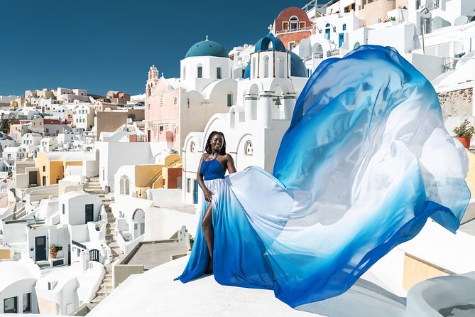 Flying Dress © Photoshoot in Santorini: Mr. President Package - Photo delivery: what you get in 7 and 15 days, plus retouching
