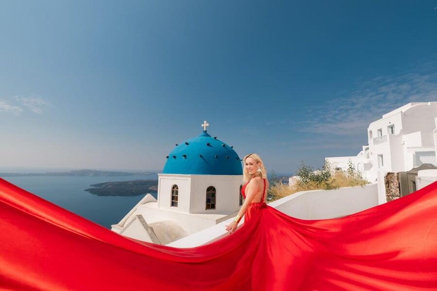 Flying dress Photoshoot in Santorini with Hotel Pickup - Key highlights before you book