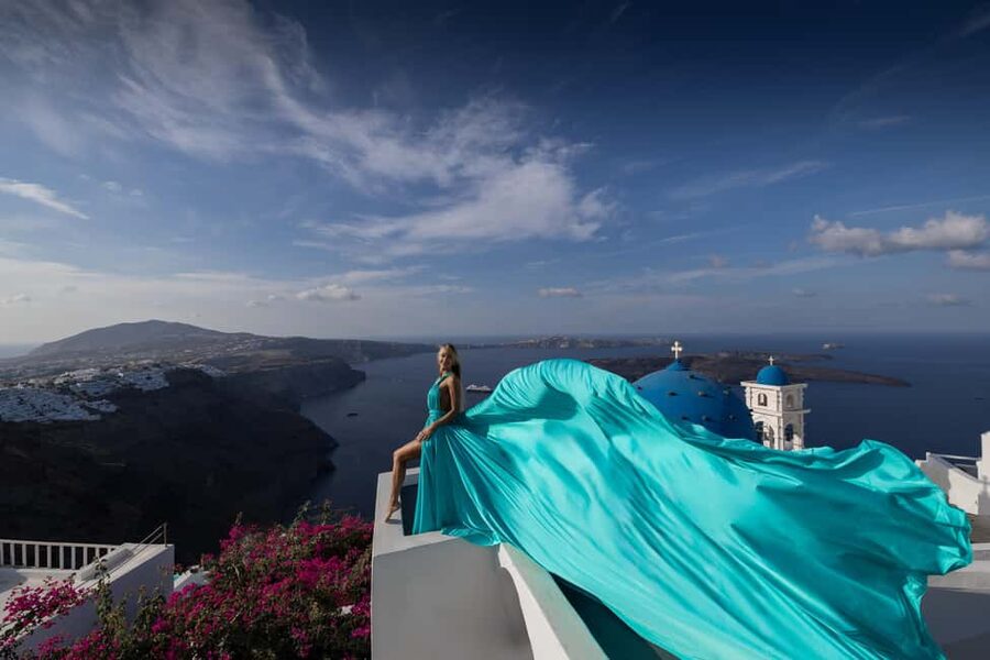Flying Dress Photoshoot Santorini - Who This Photoshoot Is Best For