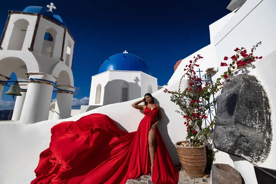 Flying Dress Photoshoot Santorini - Photographers and Team Energy: Eddy and Michael’s Approach
