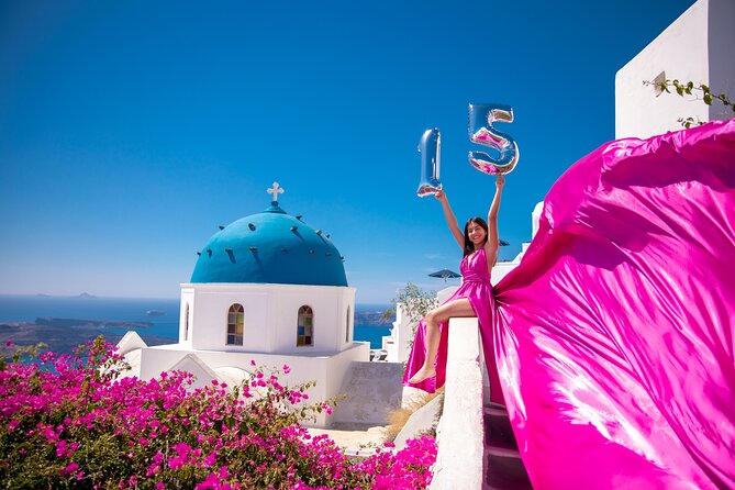 Flying Dress Photoshooting Santorini - The Flying Dress Angle, and What to Do With It