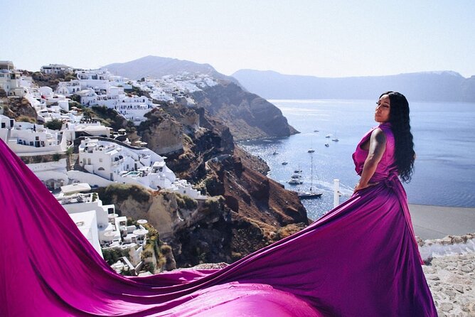 Flying Dress Santorini Photoshoot - Flying Dress in Oia, how the 1-hour magic is set up