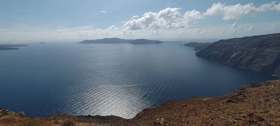 From Santorini: Guided Oia Morning Tour with Breakfast - Who should book this morning Oia tour?