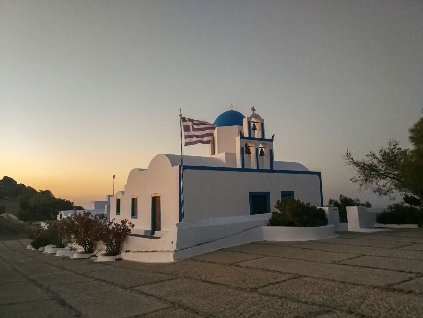 From Santorini: Guided Oia Morning Tour with Breakfast - Price and value: where $176 fits best