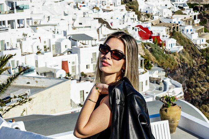 Full Day Private Tour to Santorini - Key points at a glance