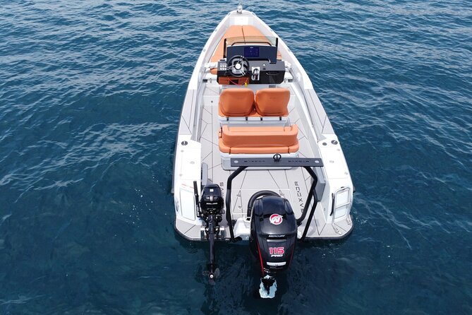 Full Day Rental in Santorini with Saxdor Luxury Boat - How the Saxdor full day rental works in Santorini