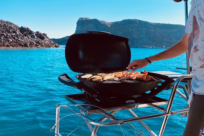 Half-Day Exclusive Catamaran Cruise in Santorini with Meal and Open Bar - The Best Part of a Half-Day: You See a Lot Without Burning Your Whole Schedule