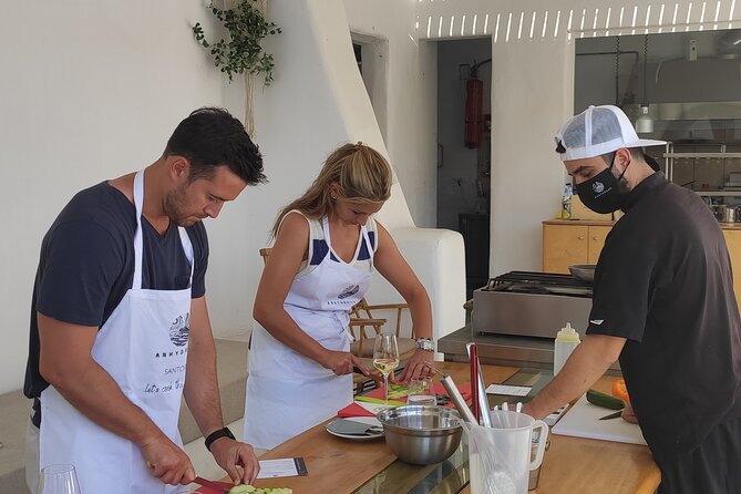 Kitchen Stories - The wine tasting with Nick and Constantine: what you learn with each pour