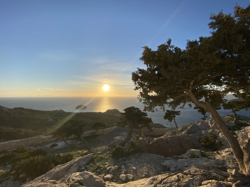 Monolithos: Small Group Hike and Sunset at Monolithos Castle - Logistics That Make or Break a Sunset Hike