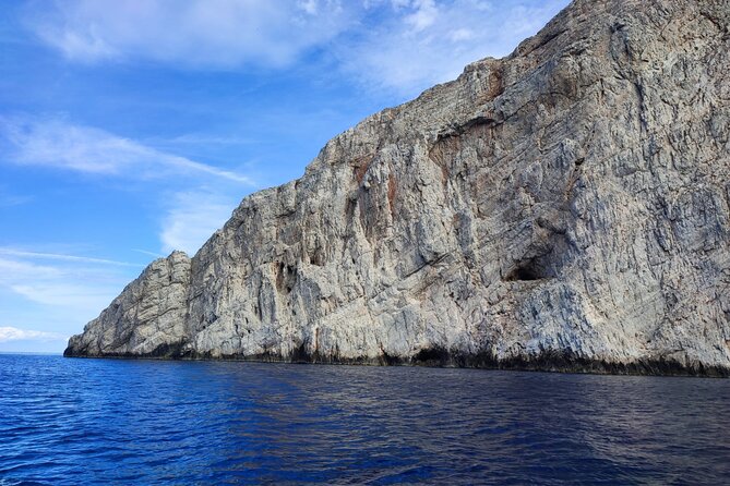 Morning or Afternoon 3hour Private boat Tour in Santorini - Key highlights to know before you go