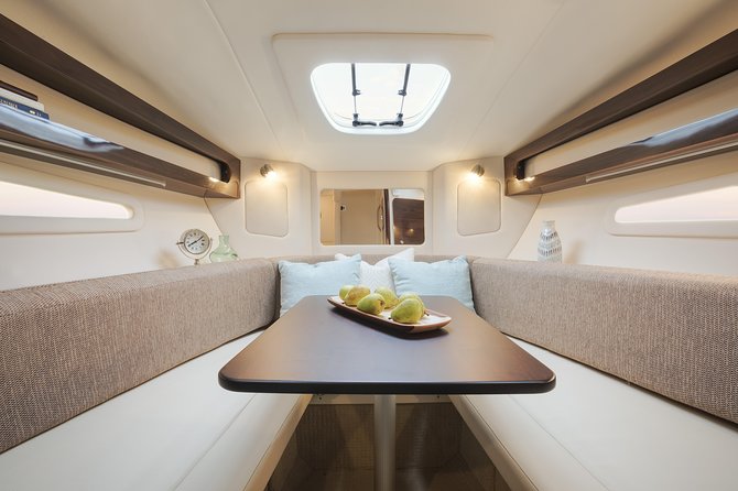 Motor Yacht (2020)Luxury Private Cruise Around Santorini - Included Perks: Snorkeling Gear, Drinks, Fruit, and Onboard WiFi