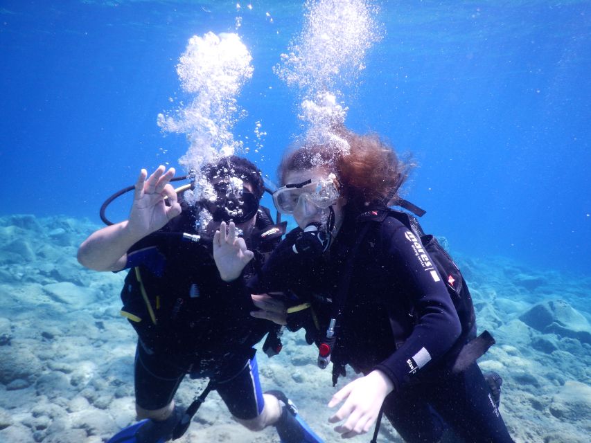 Oia: 2 Guided Scuba Dives off Santorini for Certified Divers - Two guided tank sessions around the Caldera and volcanic islands