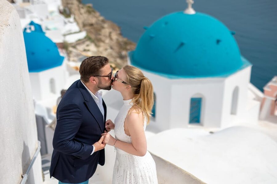 Oia: Couple photoshoot with 30 edited Photos - Quick hits on why this works