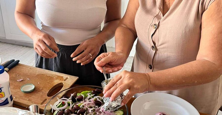 Oia: Greek Cooking Class and Lunch with a Local Grandmother - The 4 Courses You’ll Cook, and What They Teach You