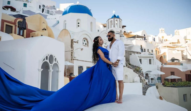 Oía: Santorini Professional Photoshoot with Edited Photos - Finding better angles than the typical Oia photo route