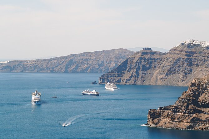One Day in Santorini from Cruise Ship: Ultimate Island Tour - Getting Picked Up, Starting in Fira for Cruise Ship Days