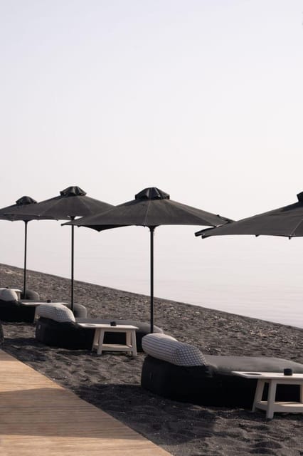 Perivolos: Beach Experience at Wet Stories - Perivolos Beach, Sunbed Comfort, and the Wet Stories Atmosphere