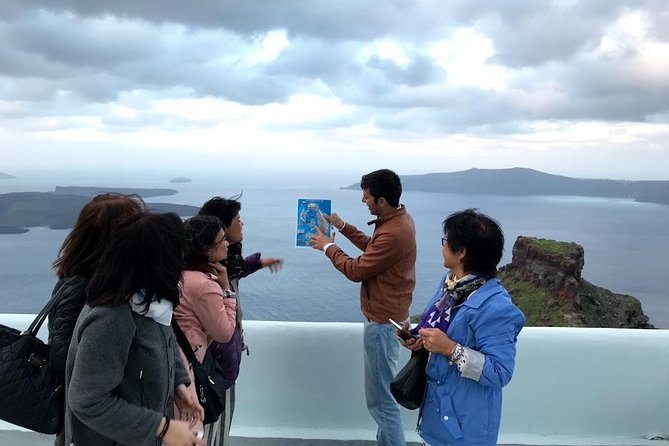 Private 5 Hours Highlights Tour by Native Guide with Wine Tasting - Pyrgos castle and the fortified Santorini viewpoint