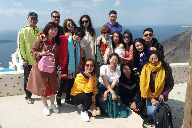 Private 8h tour on Santorini - Red Beach: quick volcanic photos, with Akrotiri nearby