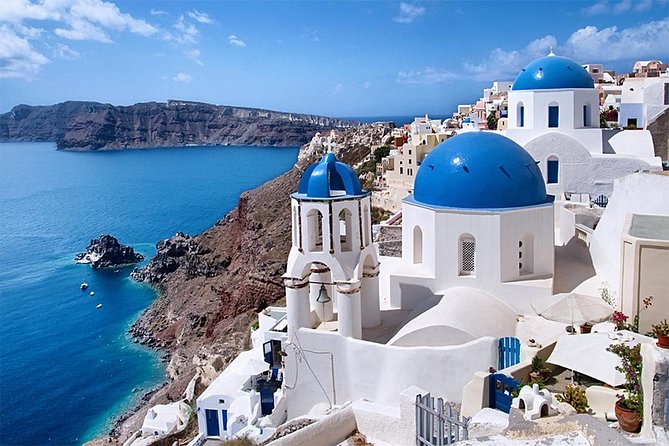 Private 8h tour on Santorini - Fira for shopping and caldera photos at the end of the loop