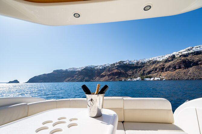Private all included yacht Tour in Santorini - Volcano mud bath: a 20-minute ritual at the waterline
