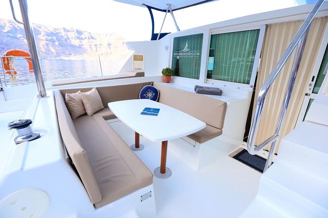 Private All Inclusive Day Cruise with Full Greek Lunch - Nea Kameni and the hot springs: the volcano hour most people remember