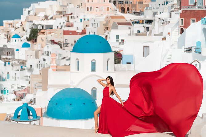 Private Flying Dress Photoshoot in Santorini - Pickup, Meeting Point, and How Not to Lose Time